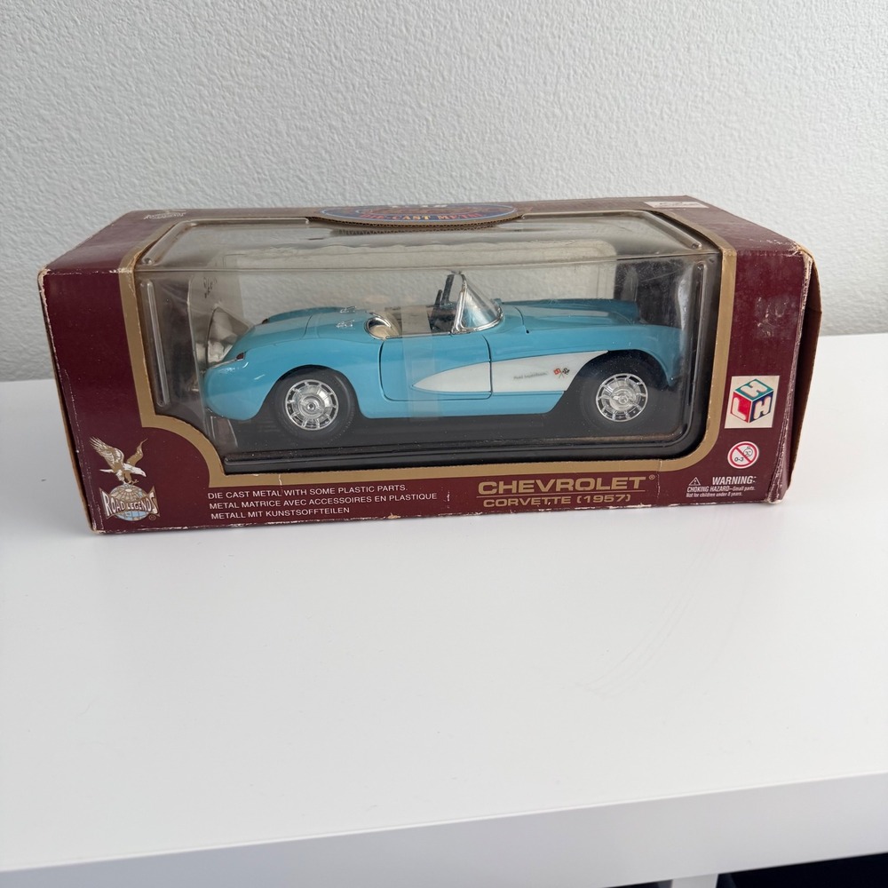 Road Legends 1957 Chevrolet Corvette Blue 1:18 Die-Cast Metal Car 92018